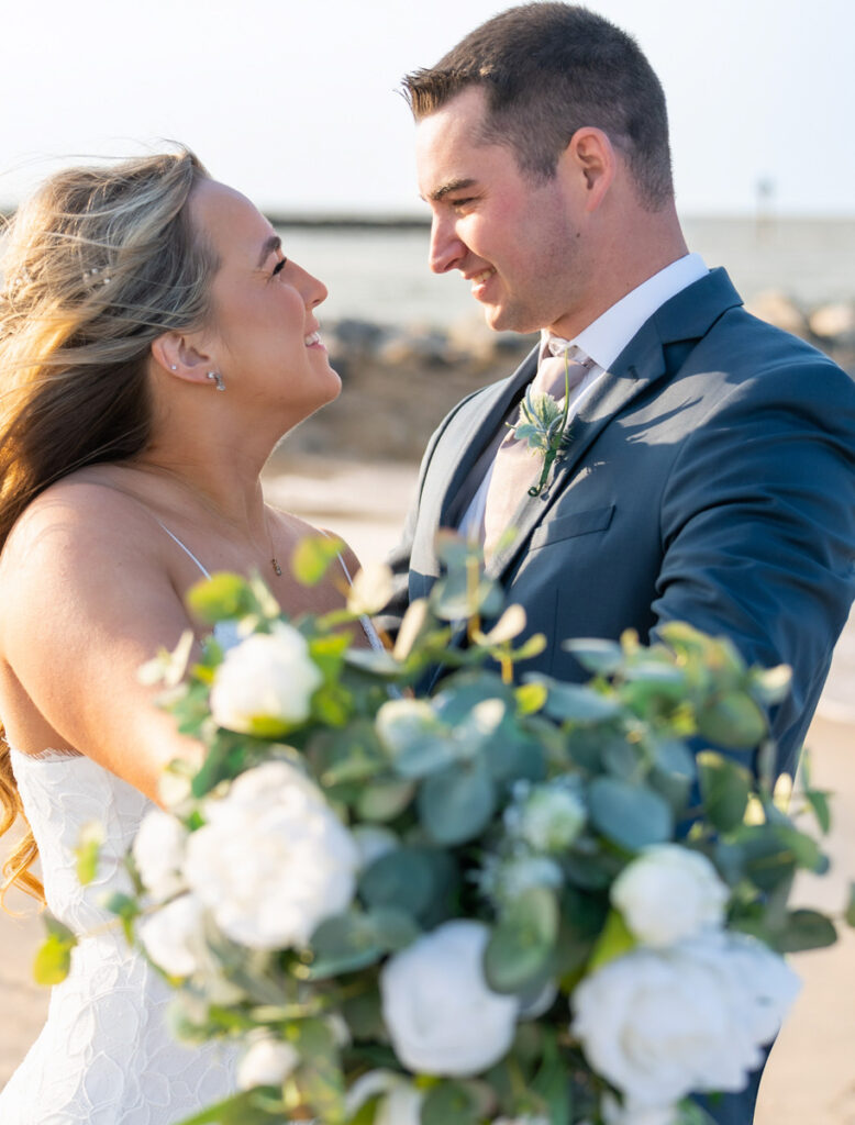 Sunny Beach Weddings Flowers